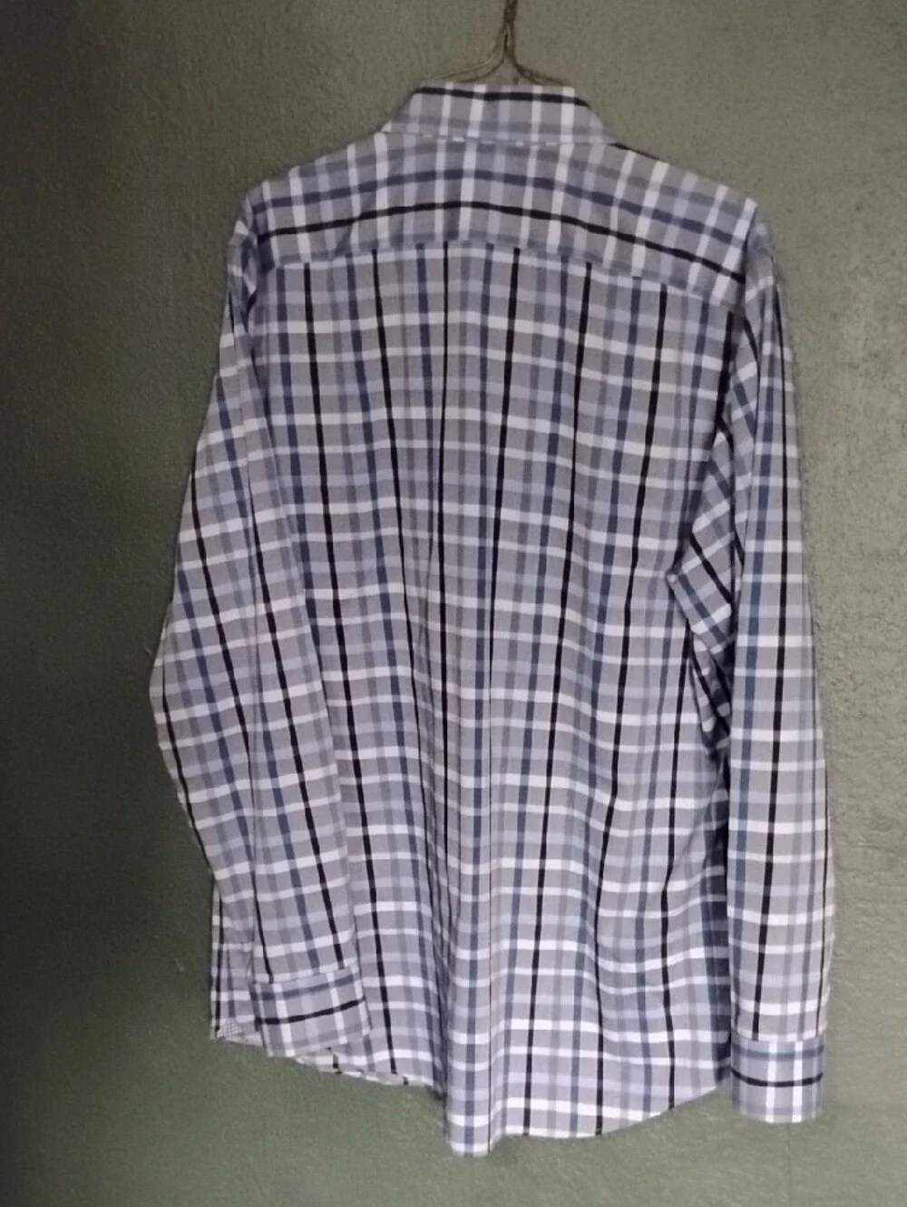 Banana Republic Light Blue and Gray Plaid Button-Down Shirt